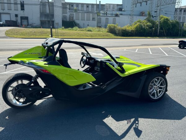 Pre-Owned  2023 Polaris Slingshot SL - Manual For Sale - Image 11