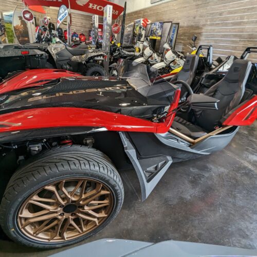 New 2022 Polaris Slingshot SLR – AutoDrive